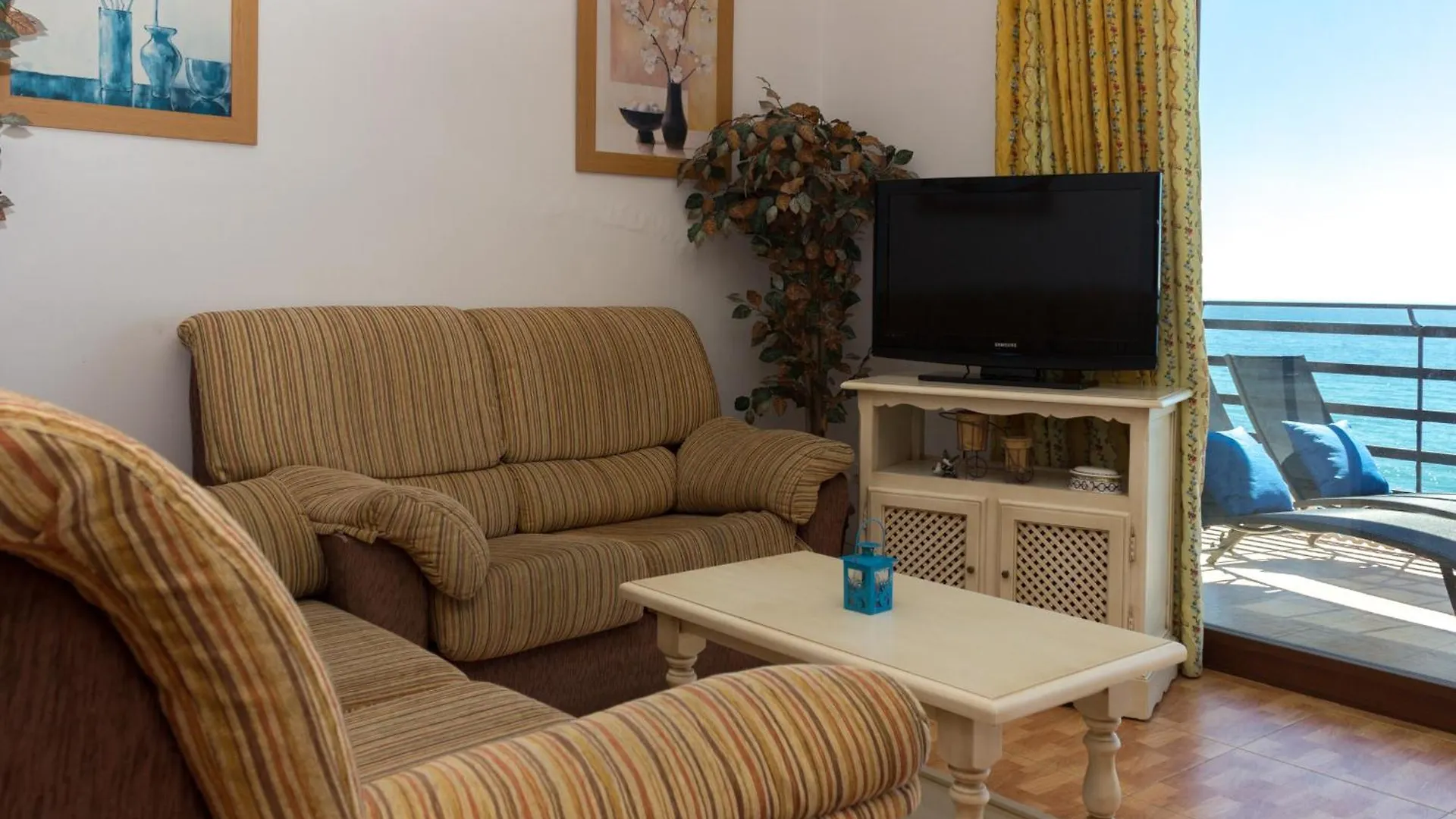 Apartmán Apartamentos Mediterraneo Front Marbella