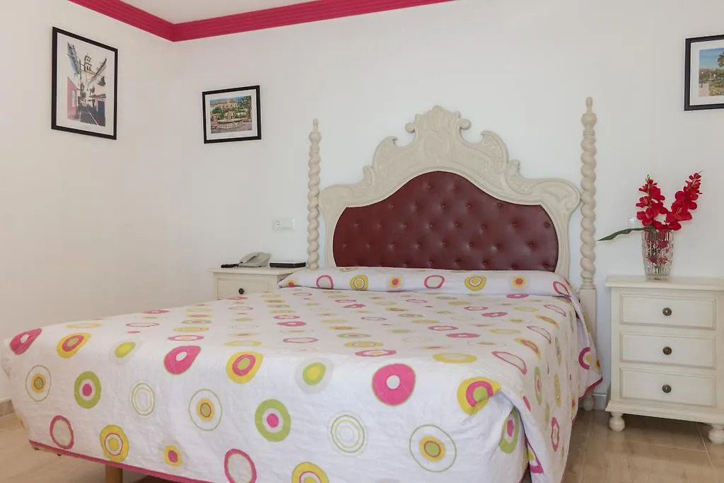 Apartamentos Mediterraneo Front Marbella Apartmán
